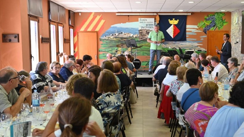 Fotografia del dinar que es va celebrar a Forès