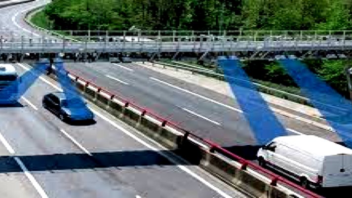 Conductors de l’autovia: s’ha acabat la bona vida: l’any que ve diuen nous peatges