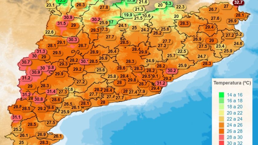Mapa de la distribució de les temperatures registrades a les deu de la nit d'ahir diumenge 20 d'agost