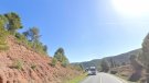 Un xoc entre un camió i un cotxe talla la C-14 a l'alçada de Vilaverd