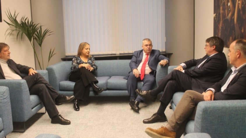 Junts i el PSOE segellen l'acord sobre la llei d'amnistia amb referències al lawfare
