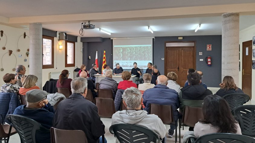 Es presenta l'Espai Test Agrícola de Passanant i Belltall per buscar agricultors de cultiu d'all