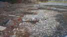 Troben restes arqueològiques durant les obres de la plaça Berenguer IV de Vimbodí i Poblet