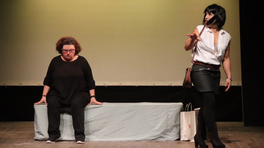 El Grup de Teatre Fila Zero conclou la gira de quatre anys amb una emotiva actuació a Montblanc