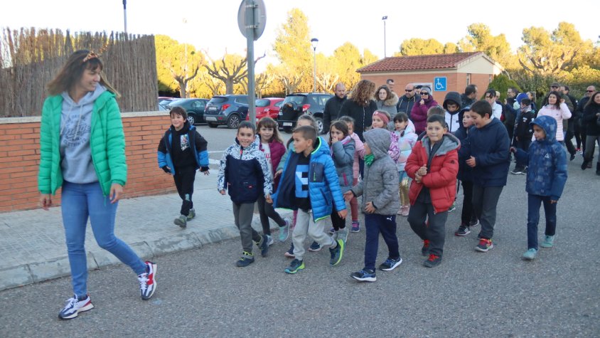 Els nens i nenes de Pira ja han anat a buscar el tió al bosc