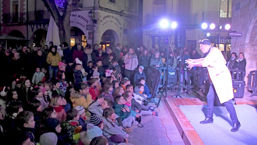 Amb un espectacle i l'encesa de llums, arrenquen els actes de Nadal a Montblanc