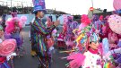 Montblanc omple de disbauxa els carrers i les places per la festa de Carnaval