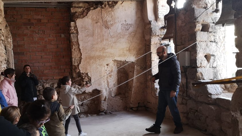 Visita guiada a l'exposició "Tocant el cel amb una corda. Les campanes de la Conca de Barberà", de Vilaverd