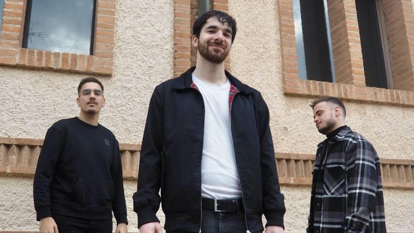 “El nostre primer disc,  ‘Iris’, és un trajecte per  diferents estils i emocions”