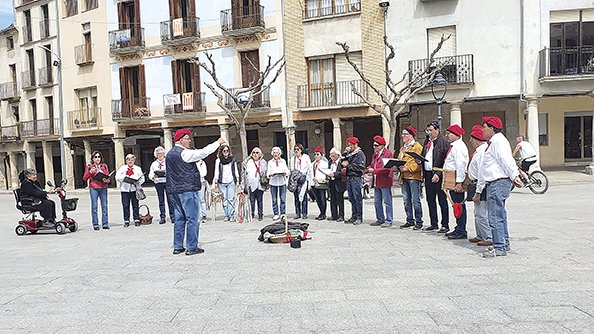 Imatge d'arxiu de la cantada de caramelles a Santa Coloma de Queralt