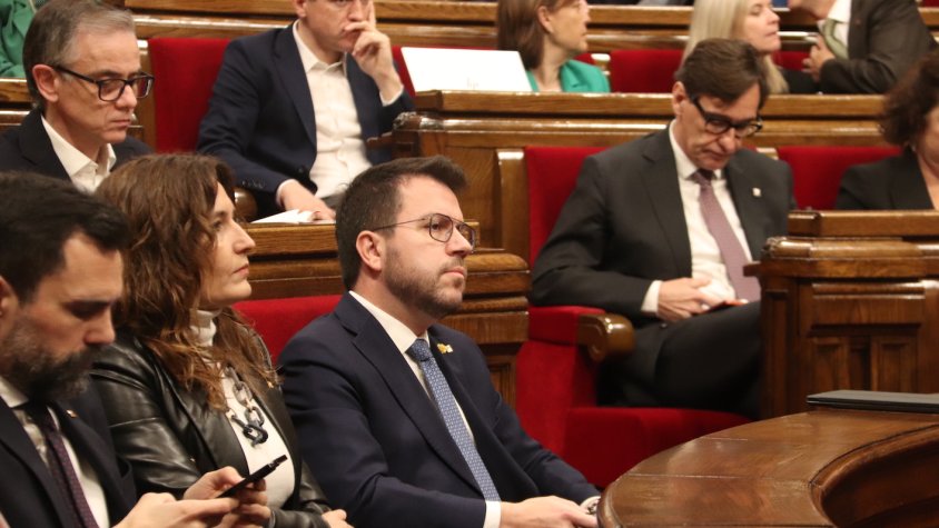El Parlament rebutja tramitar els pressupostos pactats entre Govern i PSC pel veto dels comuns al Hard Rock