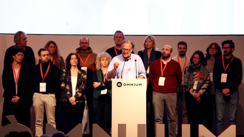 Òmnium Cultural rebrà el premi anual en Reconeixement pel suport a la Premsa Comarcal de l'ACPC
