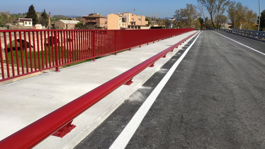 Ja s'ha obert al trànsit el Pont Nou de Montblanc