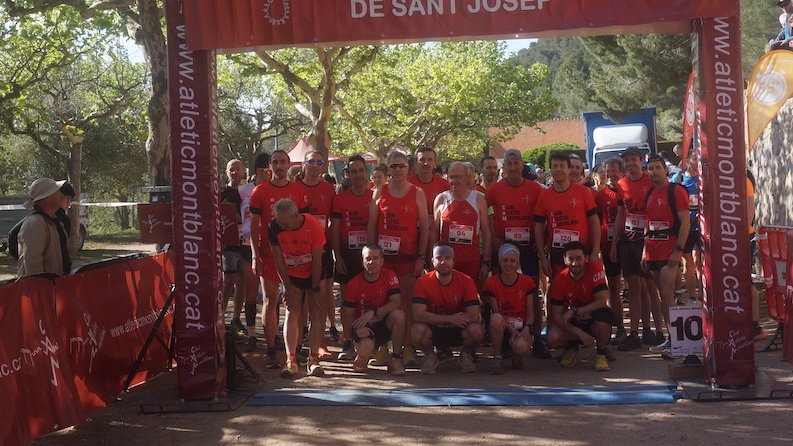 Uns 300 participants a la 45a cursa Popular i la 28a Cursa de Fons a l'ermita de Sant Josep de Montblanc