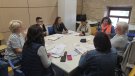 El projecte Ocell de Foc activa un espai d'aprenentatge a persones que volen aprendre el català davant una demanda a l'alça