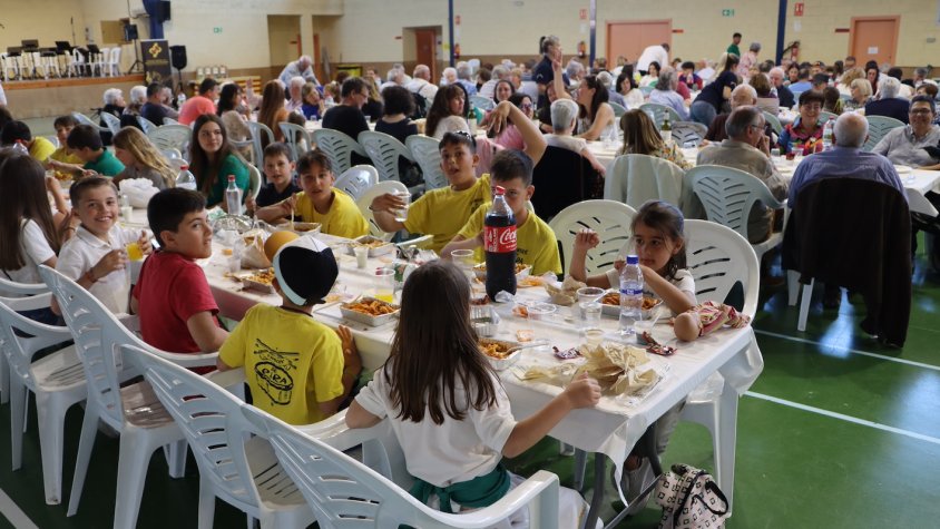 La festa major de Pira commemora i obsequia la gent gran de la vila