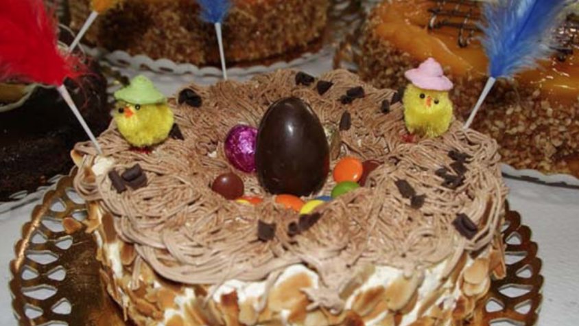 Celebrem el Dilluns de Pasqua amb la tradicional mona