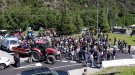 Més de 200 pagesos tallen a la Farga de Moles la frontera amb Andorra: 