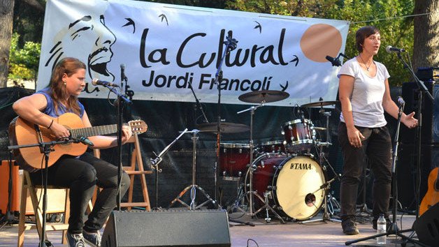 El Festival del Riubombori farà honor al desaparegut músic espluguí Jordi Francesch Deutú