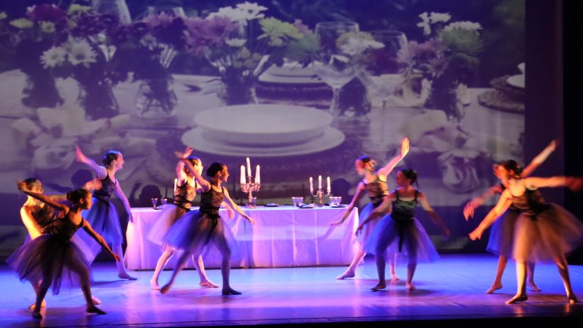 La celebració del final de curs dels alumnes de dansa a l'Espluga van aplegar sis-cents espectadors