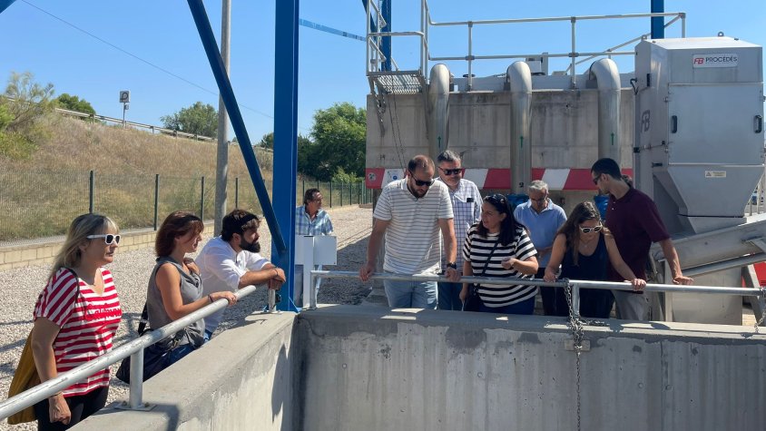 Visita de Toni Anglès, l'alcalde Oriol Pallisó, regidors de Montblanc i membres de la Comissió Informativa d'Assistència Municipal