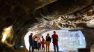 Natàlia Garriga, consellera de Cultura de la Generalitat de Catalunya visita els gravats de les coves de l'Espluga de Francolí