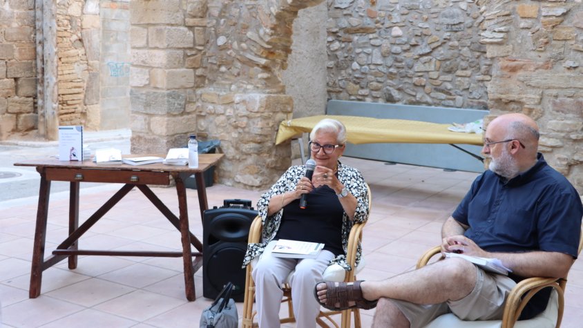 Catalina Navarro presenta llibre al seu poble natal, Sarral