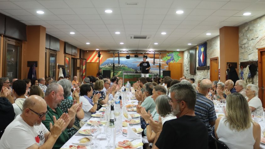 Forès enceta la festa major amb el sopar de germanor