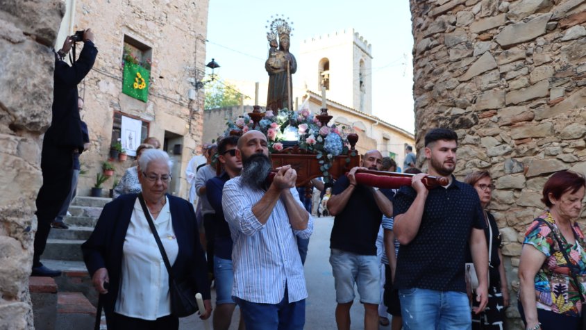 Vimbodí i Poblet retorna la imatge de la Mare de Déu a l'ermita dels Torrents