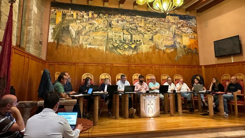 El període mig de pagament marca un nou ple de Montblanc carregat de tensió