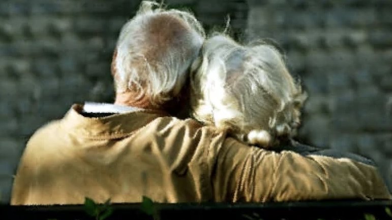 “L’Amor que no Coneix Límits: La sexualitat a la Vellesa ”