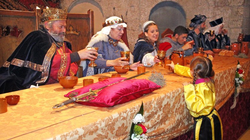 El sopar reial acull 400 persones a l'antiga església de Sant Francesc