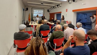 Sessió que es va celebrar dimecres, amb uns 40 assistents.