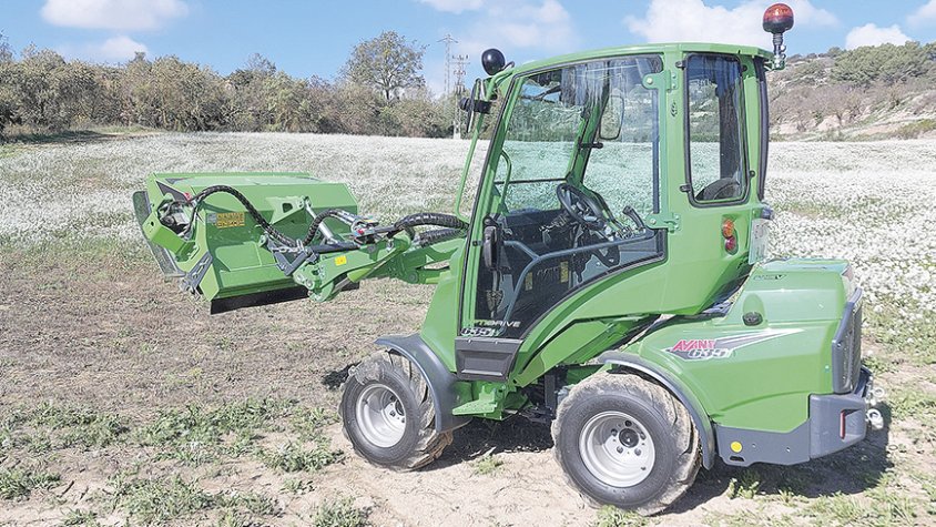 Tractor multifunció adquirit per l'Ajuntament de Santa Coloma de Queralt