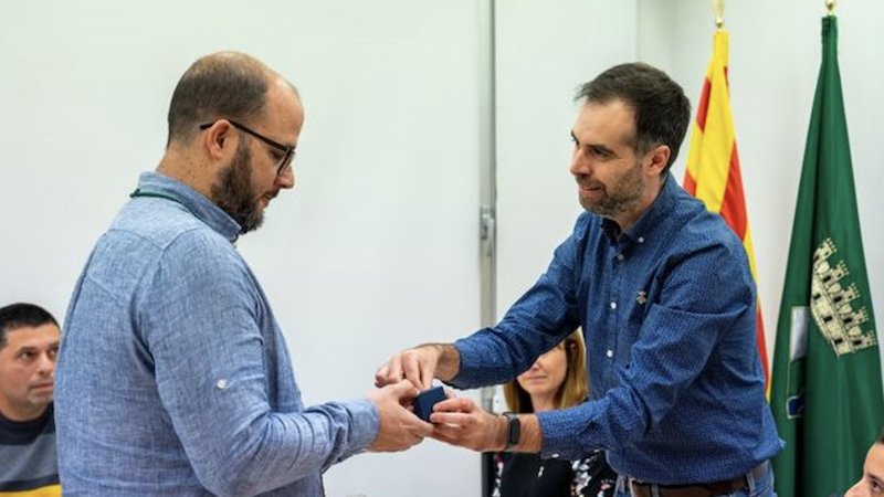 David Sáez pren possessió com a nou regidor de l’Ajuntament de l’Espluga