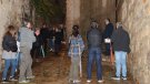 Una visita dona a conèixer els espais funeraris de Sarral