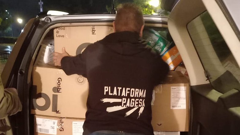 Carregant els vehicles de material