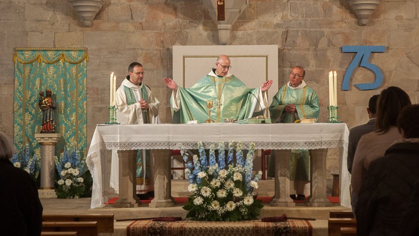 Solemne eucaristia presidida pel Pare Octavi Vilà, abat del Monestir de Poblet