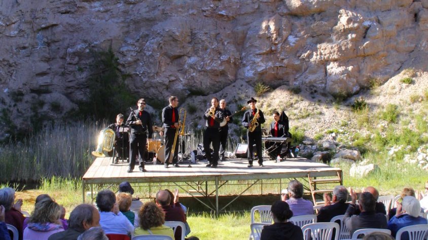 Concert de Dixie Jazz a la pedrera d’alabastre Coma-Ral de Sarral