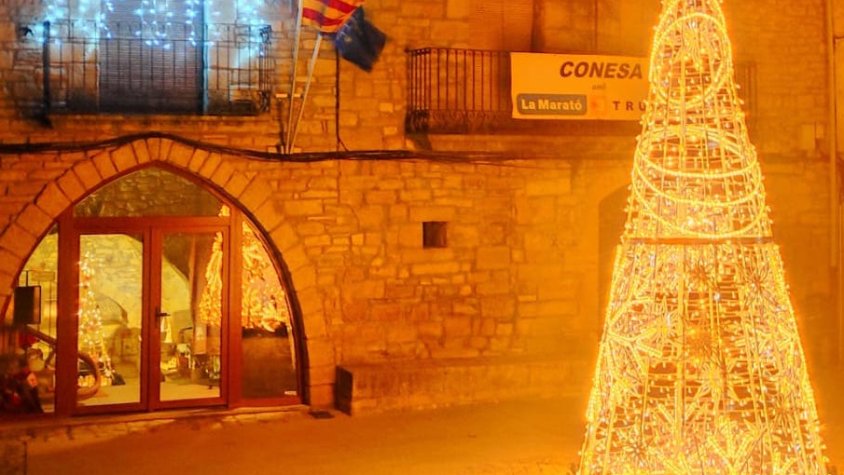 Conesa inicia el Nadal amb l’encesa de les llums i un concert