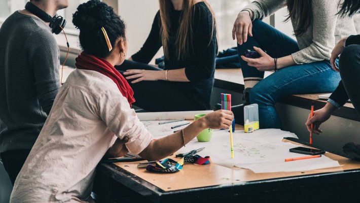 Educació i FP introduirà modificacions en el currículum de batxillerat 