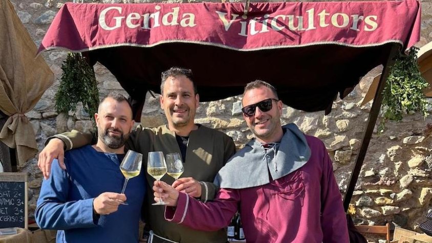 “Ens encanta poder acostar i donar a conèixer a la gent els nostres vins”