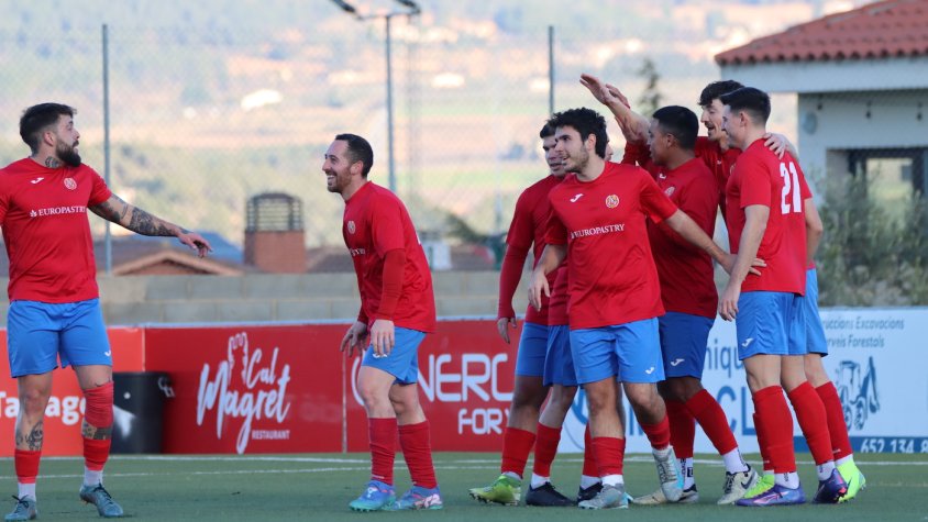 El CF Montblanc vol fer un pas de gegant per reafirmar el lideratge