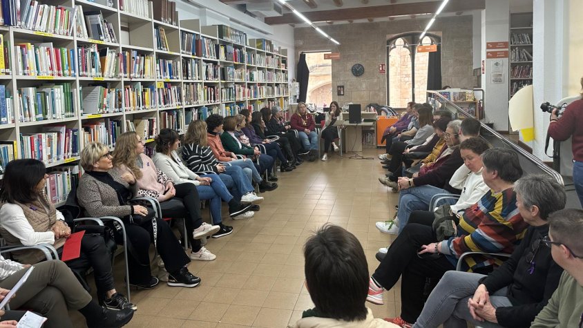 L’Espluga de Francolí commemora el 8-M parlant del paper de les dones en entitats locals