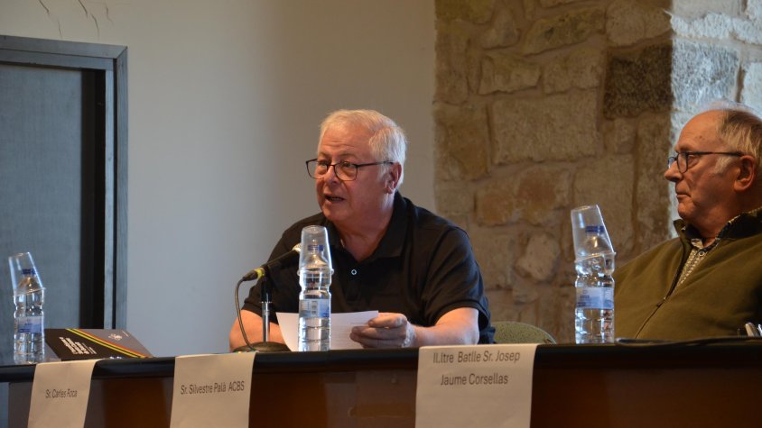 “És com una finestra al passat, veure tota aquesta documentació”