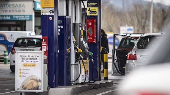 Els carburants s’abarateixen al voltant d’un 8% per aquesta Setmana Santa