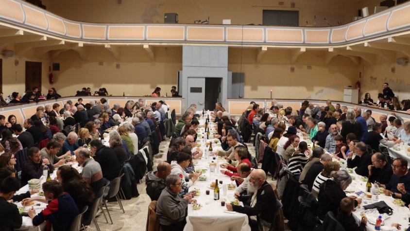 La sala gran del Cafè de Barberà s'omple pel Sopar del Senglar