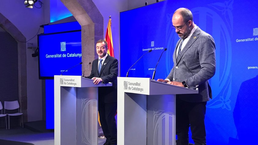 Al país, l'obertura dels col·legis electorals s'ha desenvolupat amb plena normalitat i sense cap incident remarcable