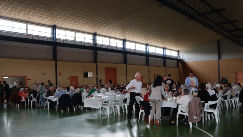 Pira homenatja la gent gran amb una emotiva Festa de Sant Sebastià