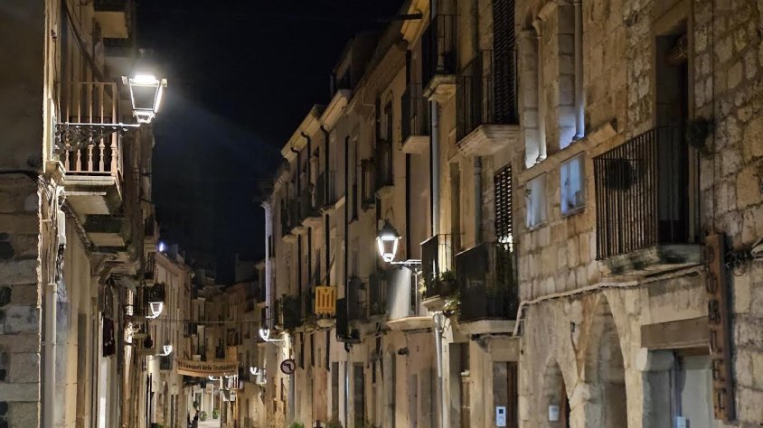 L'Ajuntament de Montblanc aposta per la modernització de l'enllumenat municipal al nucli antic